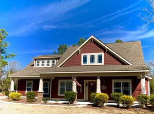 551 Button Bush Ln, Hampstead, NC 28443