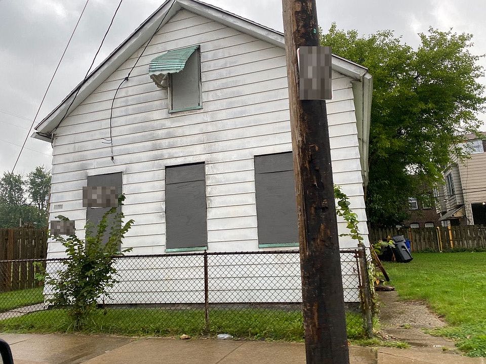 2nd image of 3872 E 65th St