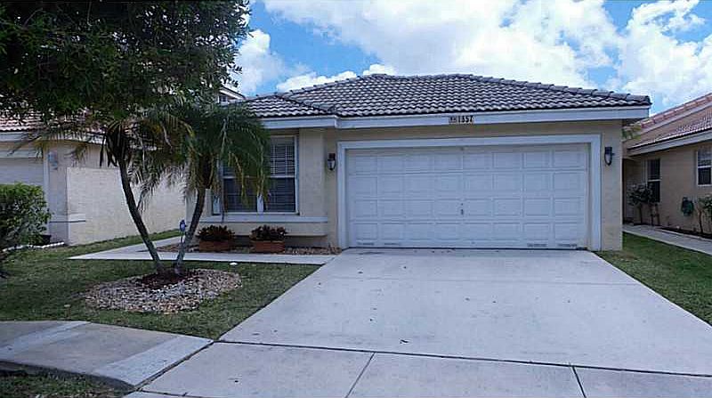 1st image of 1857 SW 177th Ave