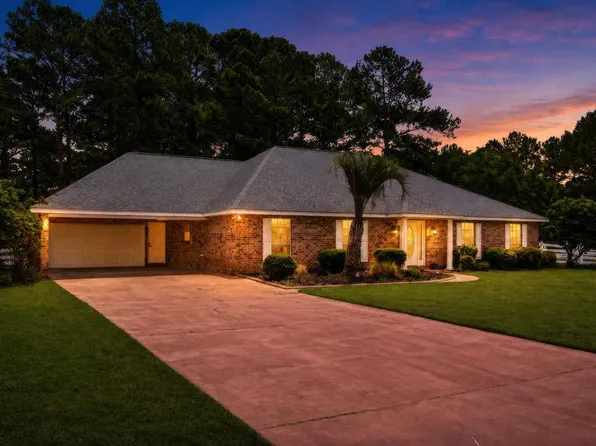 52 Falcon Dr, Picayune, MS 39466