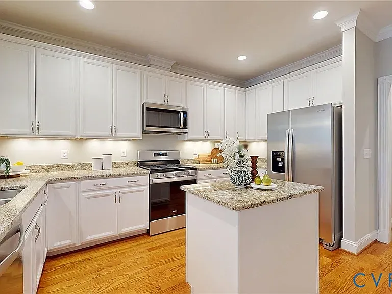 9433 Amberleigh Cir — Photo 9