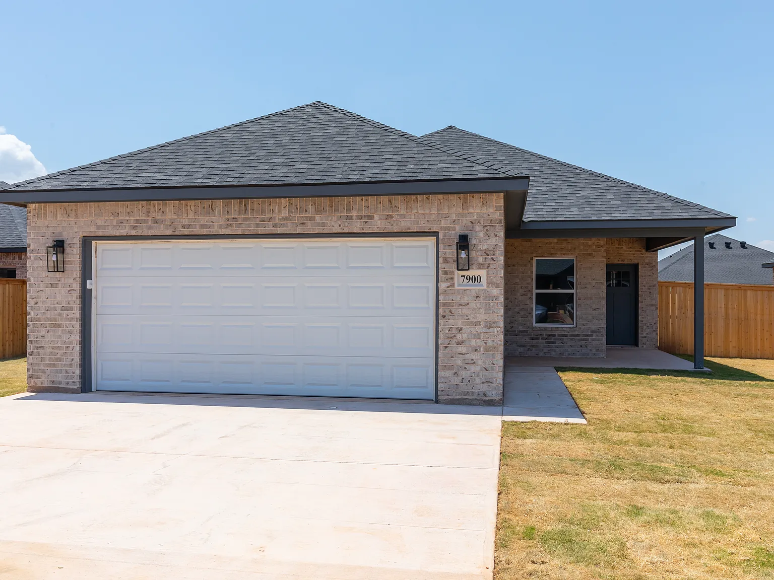 7900 Freedom Crest Ave — Photo 3