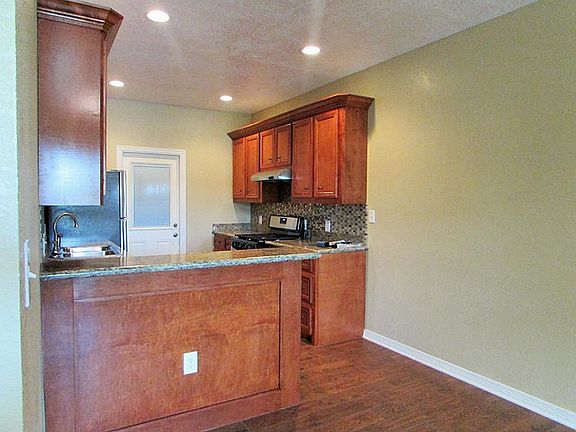 4th image of 1210 Charnwood St #A