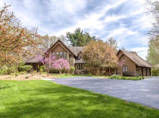 7S551 Donwood Dr W, Naperville, IL