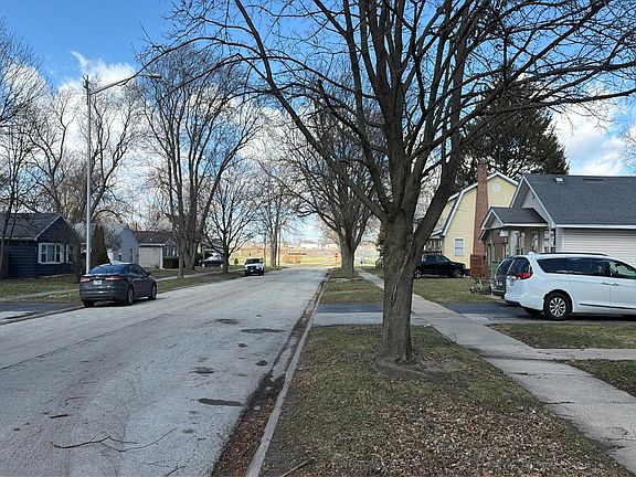 5th image of 14527 Spaulding Ave