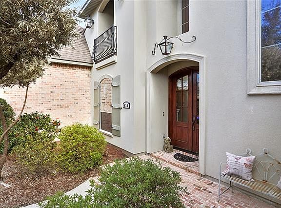 3rd image of 429 Marina Oaks Dr