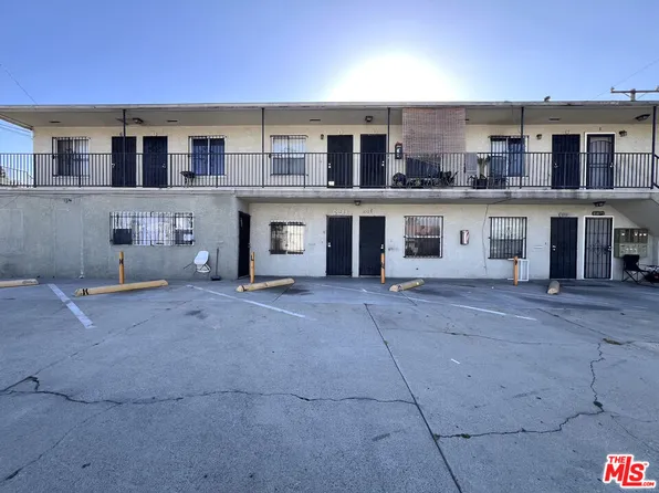 1016 W 109th Pl #1, Los Angeles, CA 90044