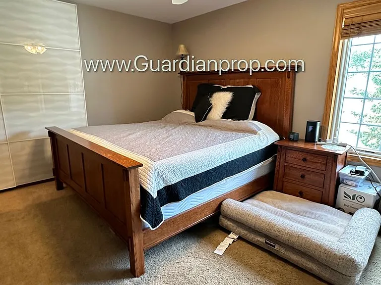 8841 Garland Ln N — Photo 9