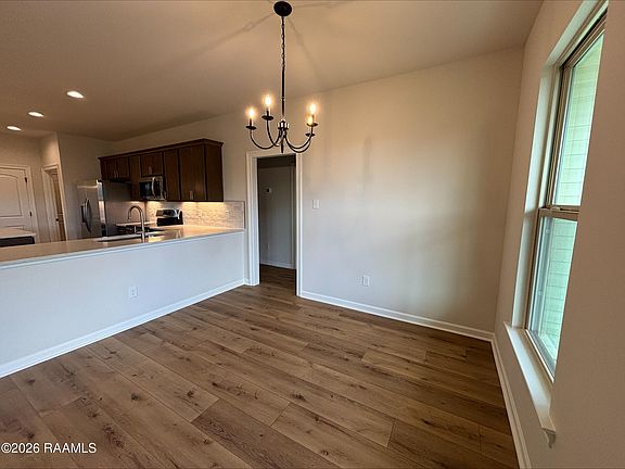 3rd image of 7401 Alley Oak Ln