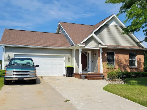 4176 Locust Ln, Swartz Creek, MI 48473