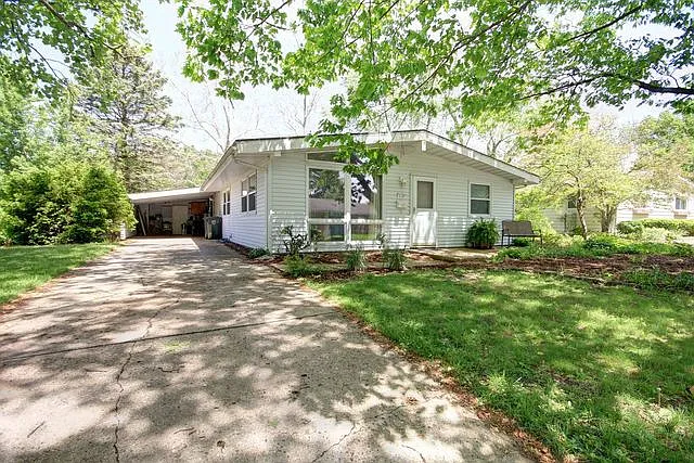 804 E Sunnycrest Dr photo 1