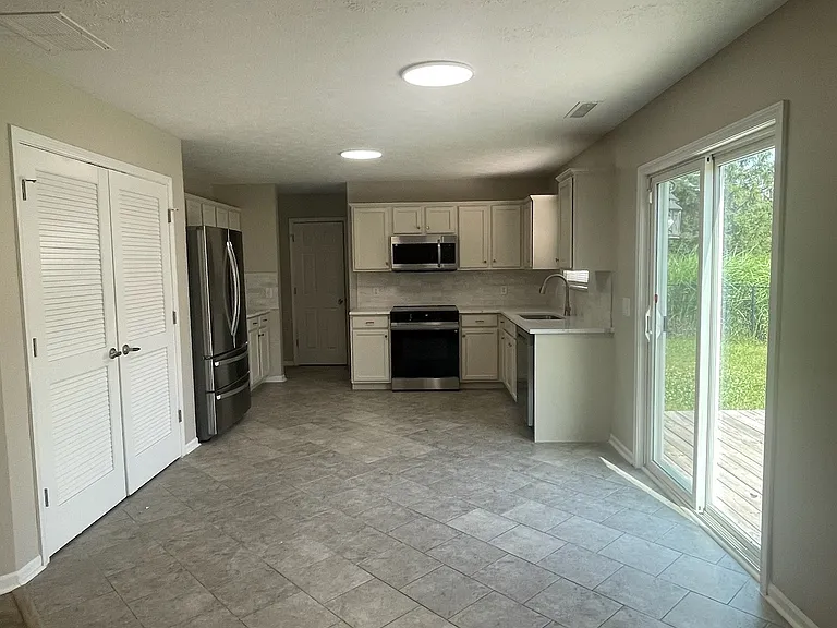 6745 Ennis Way — Photo 15