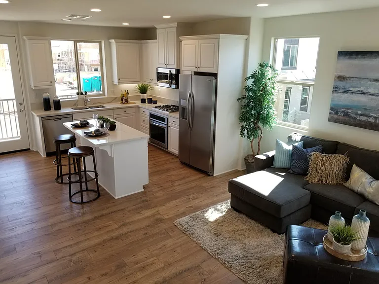 2409 Verano Way — Photo 2