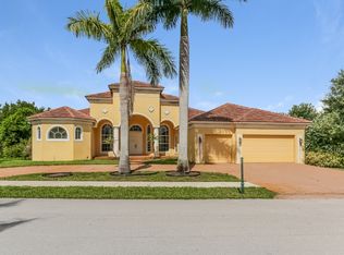 3153 W Stonebrook Cir, Davie, FL 33330