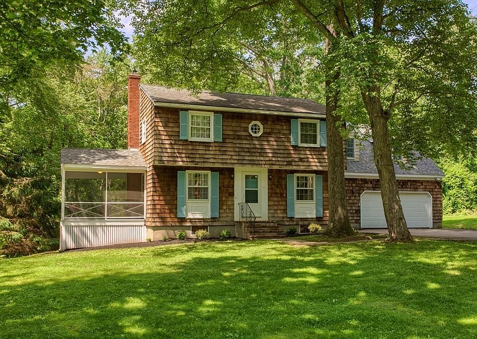 1st image of 111 Marian Dr