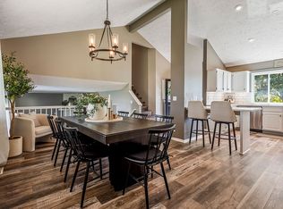 17652 K St, Omaha, NE 68135