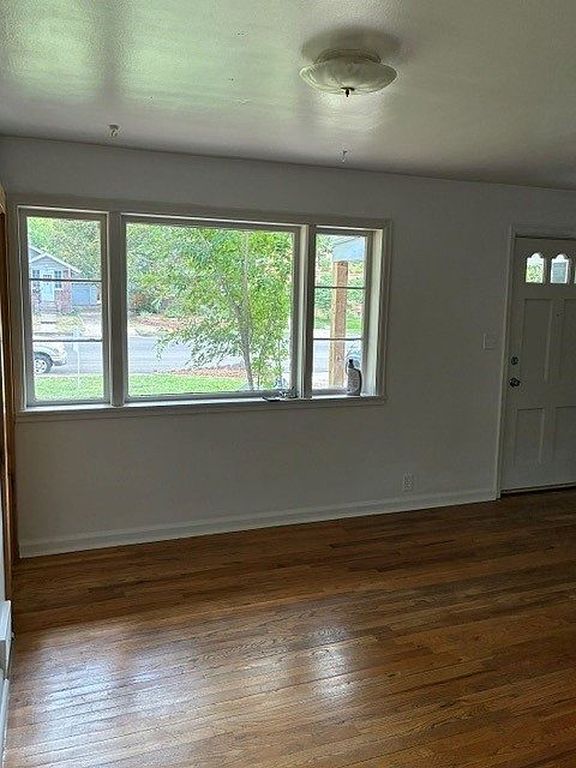 506 Locust St
