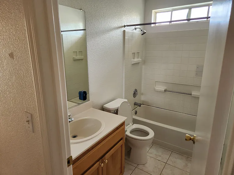 1487 Promenade Cir — Photo 7