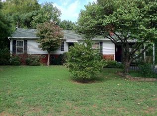 1417 W Ray Ave, Maryville, TN 37803