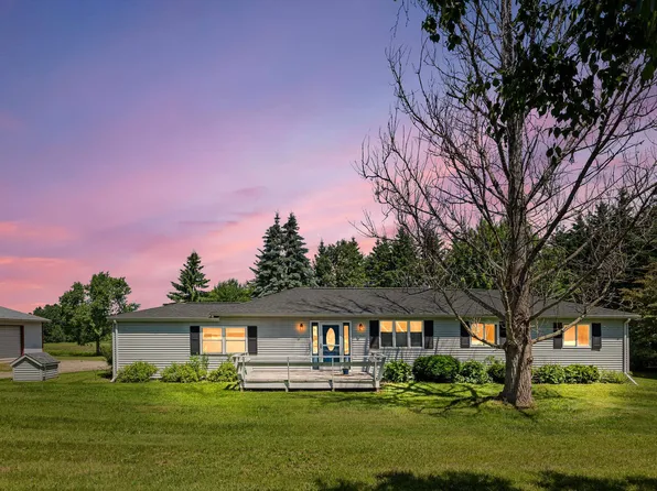 W3164 County Road J, Green Lake, WI 54941