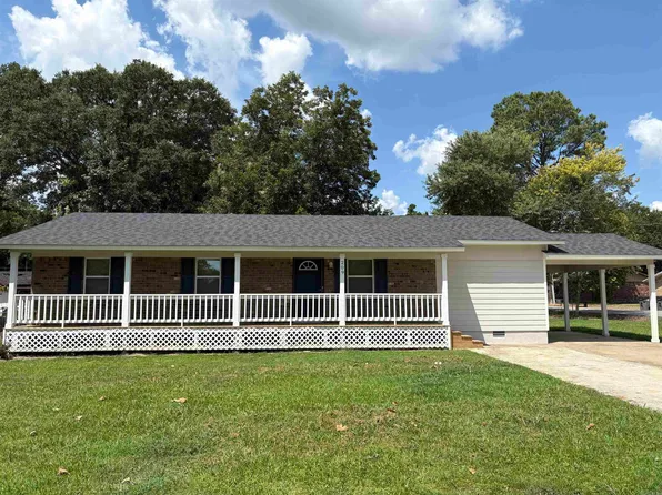 209 N Pear St, Beebe, AR 72012