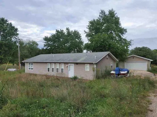 28893 Farm Road 1215, Eagle Rock, MO 65641