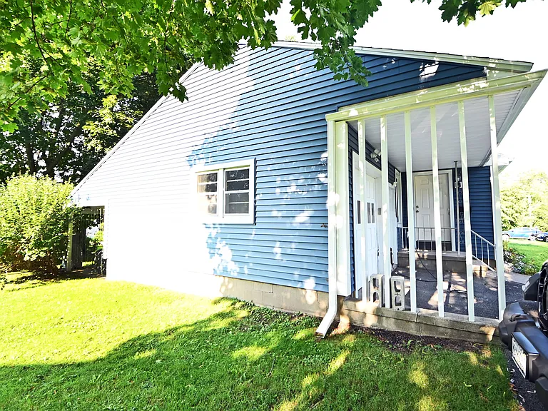 56 West St — Photo 70