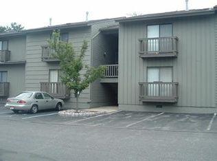 805 Spruce Hills Dr #805, Glen Gardner, NJ 08826