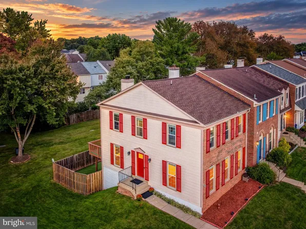 13224 Grand Junction Dr, Fairfax, VA 22033