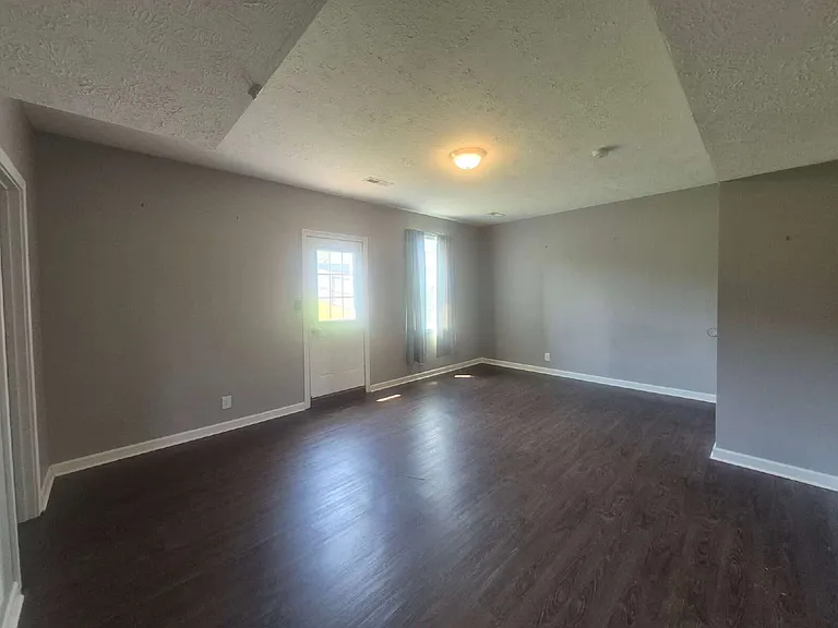 1351 Freedom Dr — Photo 24
