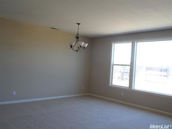 2nd image of 3911 Bougainvillea Dr