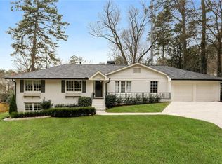 1566 Peachtree Battle Ave NW, Atlanta, GA 30327