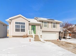 812 SE Kensington Rd, Ankeny, IA 50021