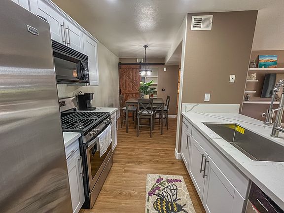 5th image of 7885 W Flamingo Rd Unit 1092