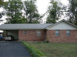 111 Elm St, Steele, MO 63877