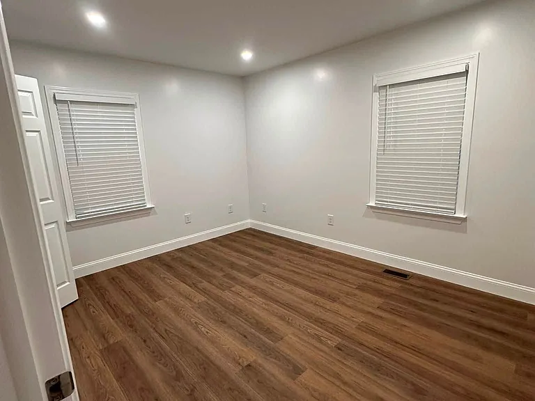 1015 Frederick St — Photo 11