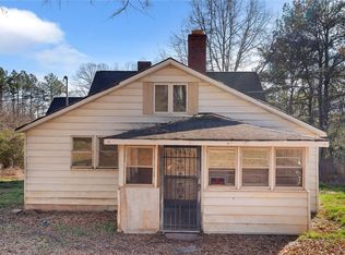 705 Old Seneca Rd, Central, SC 29630