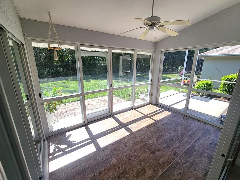 20907 Country Barn Dr — Photo 24