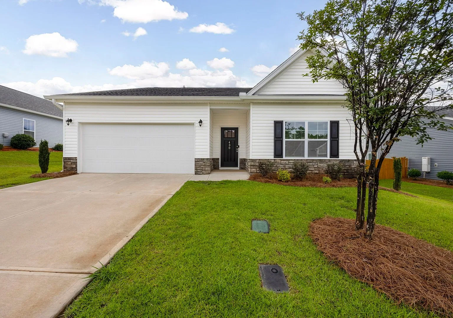 Stunning Home In Irmo's Shoals Landing — Photo 1