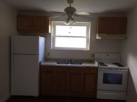 3rd image of 3407 Ninann Ct #A