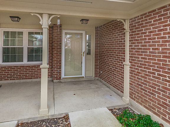 3rd image of 2316 Highland Ct #2316