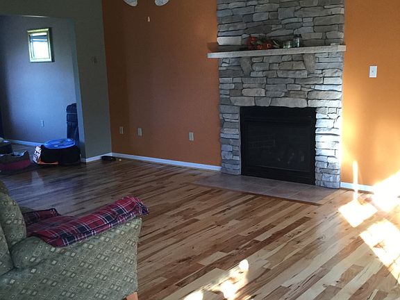 3rd image of 4 Whitman Dr