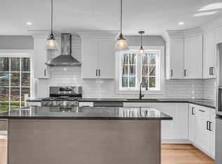 115 Damon Rd, Fitchburg, MA 01420