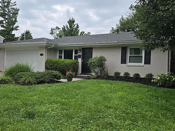 3475 Greentree Rd, Lexington, KY 40517