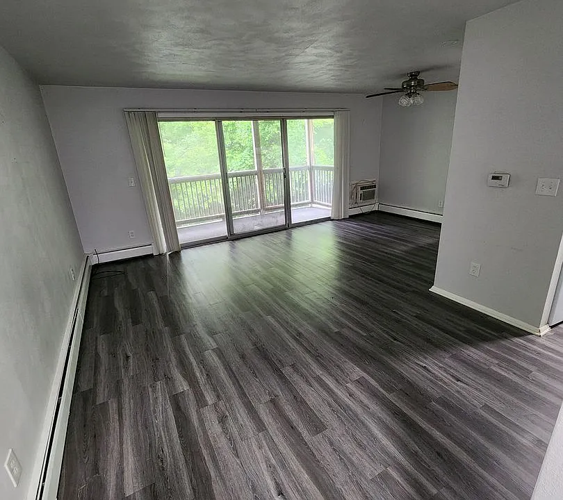 880 Parkview Avenue Battle Creek, MI