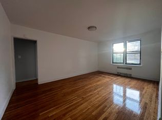 183-11 64th Ave #2, Fresh Meadows, NY