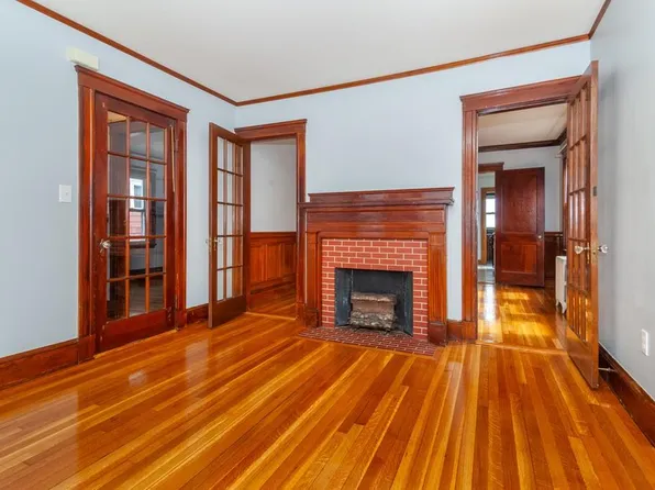 16 Laban Pratt Rd #1, Dorchester, MA 02122