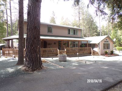 996 Ewe Creek Rd, Grants Pass, OR, 97526