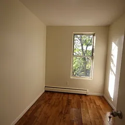 Rented by 4 Points Properties