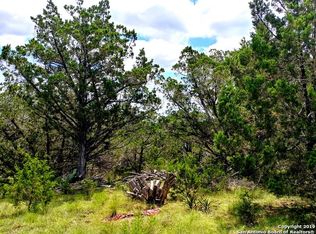 1261 Mountain View Dr, Canyon Lake, TX 78133